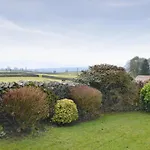 Ribblestones * Austwick