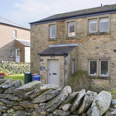 Ribblestones * Austwick