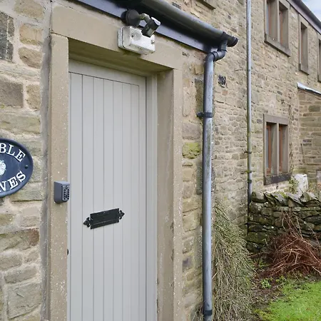 Ribblestones * Austwick